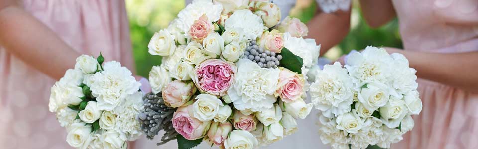 Heiraten in Dresden mit Hochzeits-Blumen und Brautstrauss
